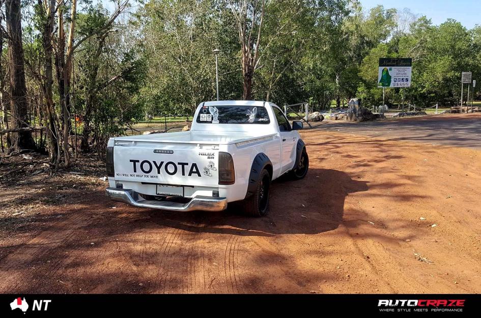 TOYOTA HILUX 2WD (2005 ONWARDS) FR